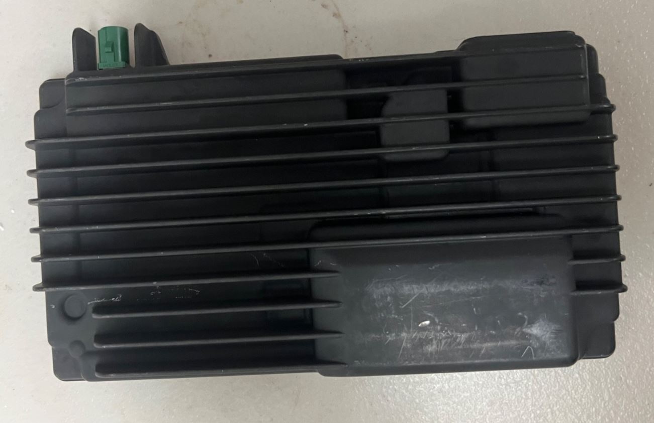 GM Driver Monitoring System Module OEM 85552985 Escalade Tahoe Yukon