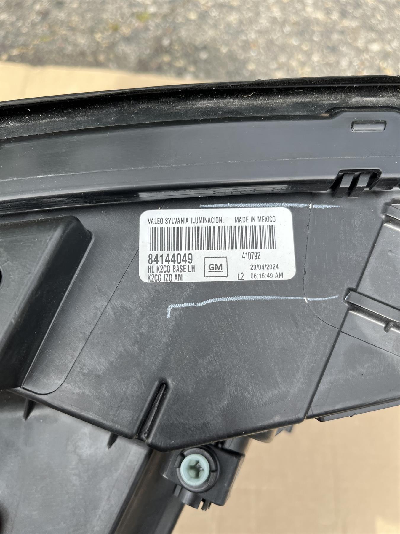 OEM General Motors Headlight 84144049 Genuine GM Front Lamp