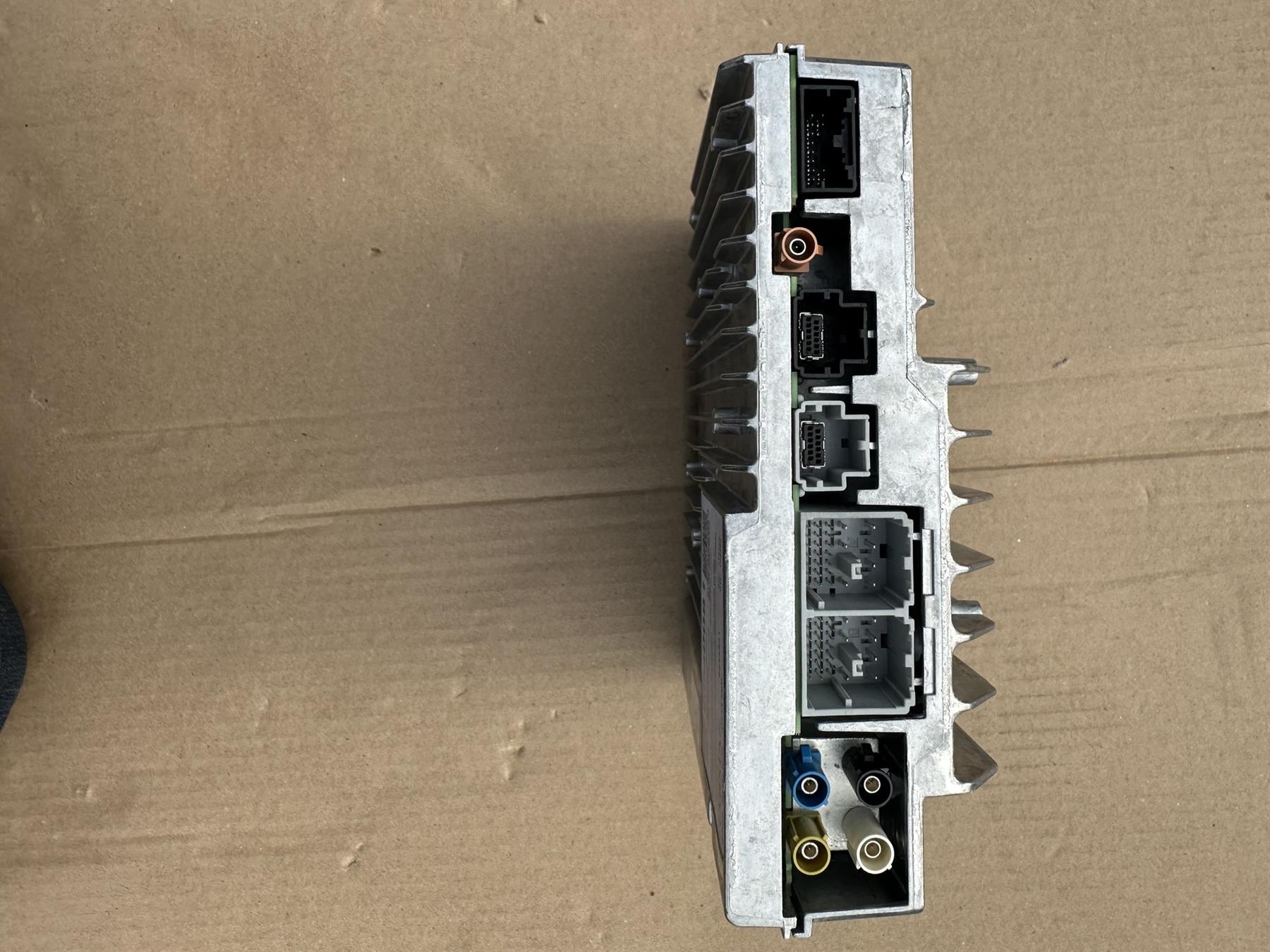 Genuine GM 85530081 Multimedia Radio Receiver Module OEM Genuine Replacement