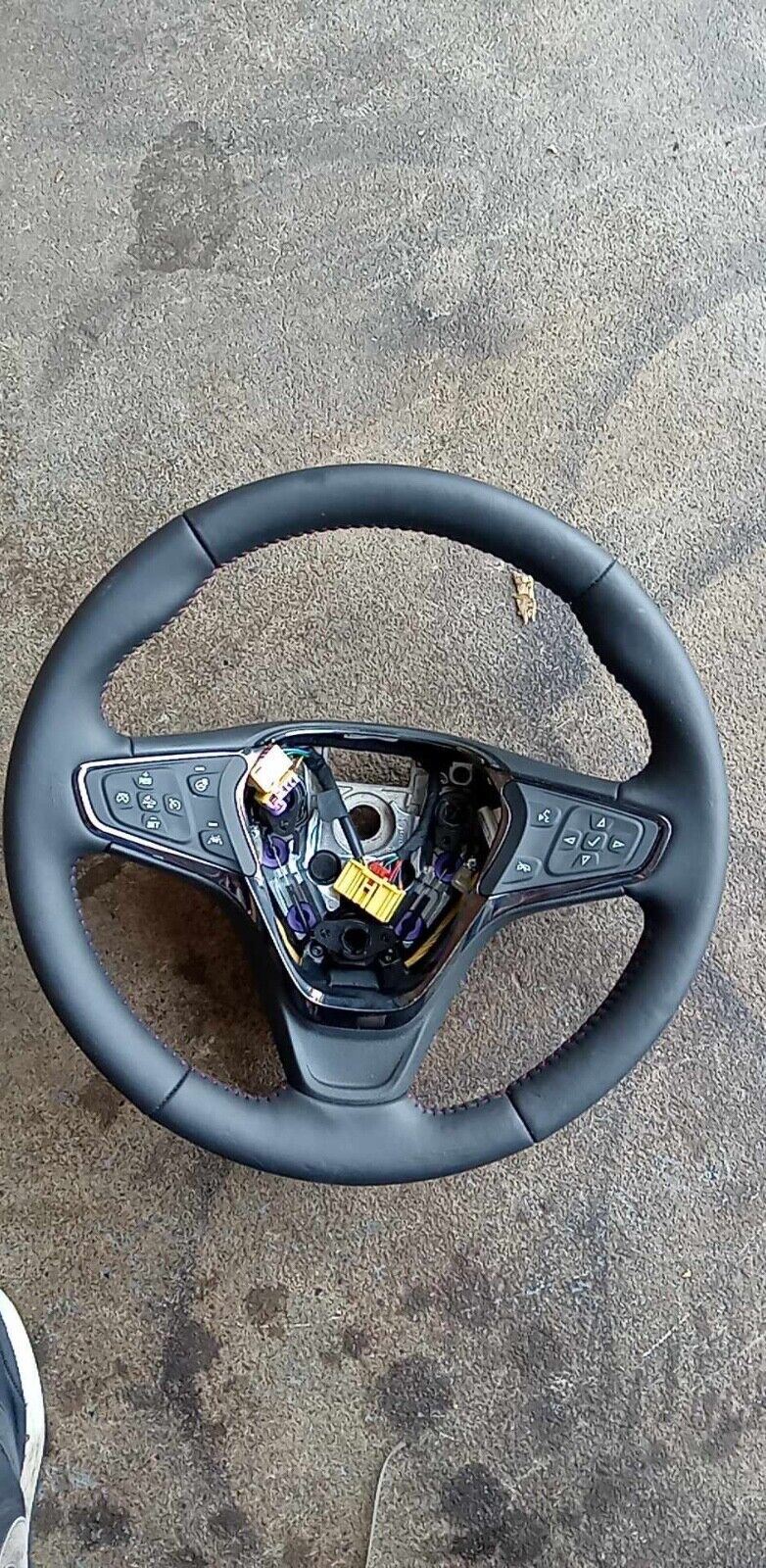 OEM 2018 - 2023 Chevrolet Equinox Steering Wheel 84932496