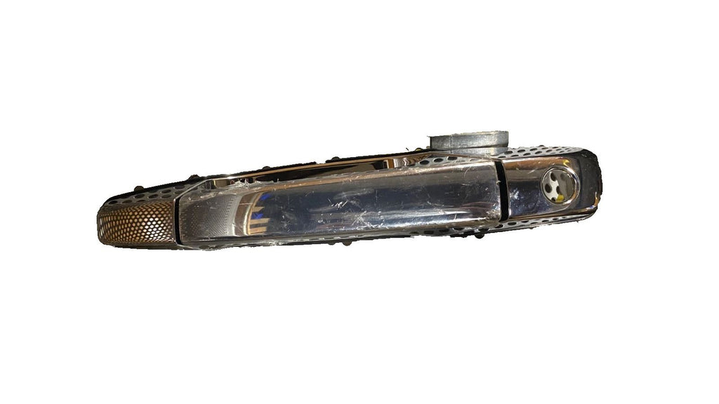 OEM | Rear Passenger Side Door Handle fits 07 - 14 Yukon GM 84053456"