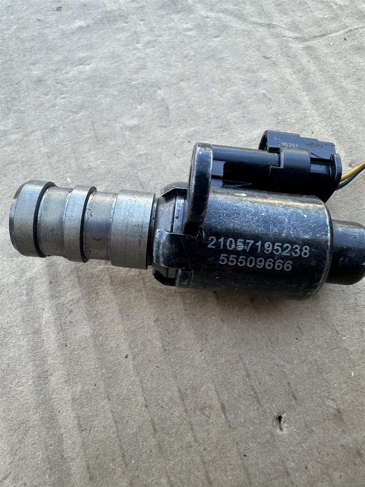 Genuine GM 40009556 Engine Oil Pump Flow Control Valve OEM