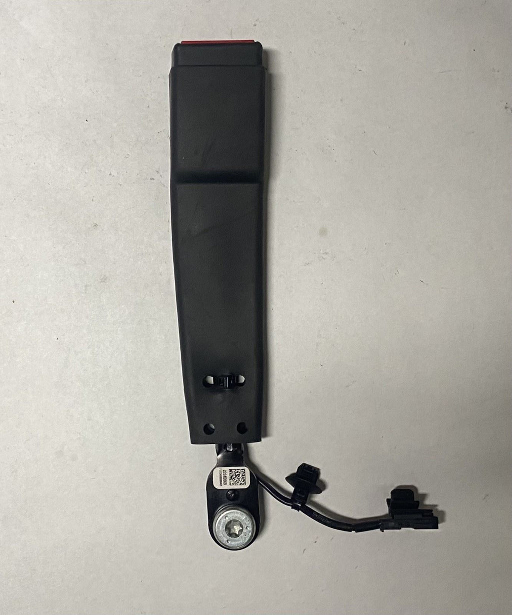 Genuine OEM GM Chevrolet Volt Front Driver Side Seat Belt Buckle Black 23345069