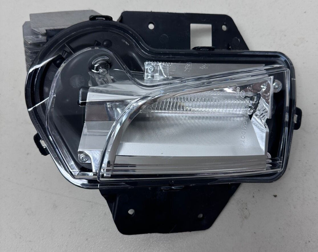 OEM |  Day Light Running Light Fog Light with fits 13-17 Cadillac XTS LED