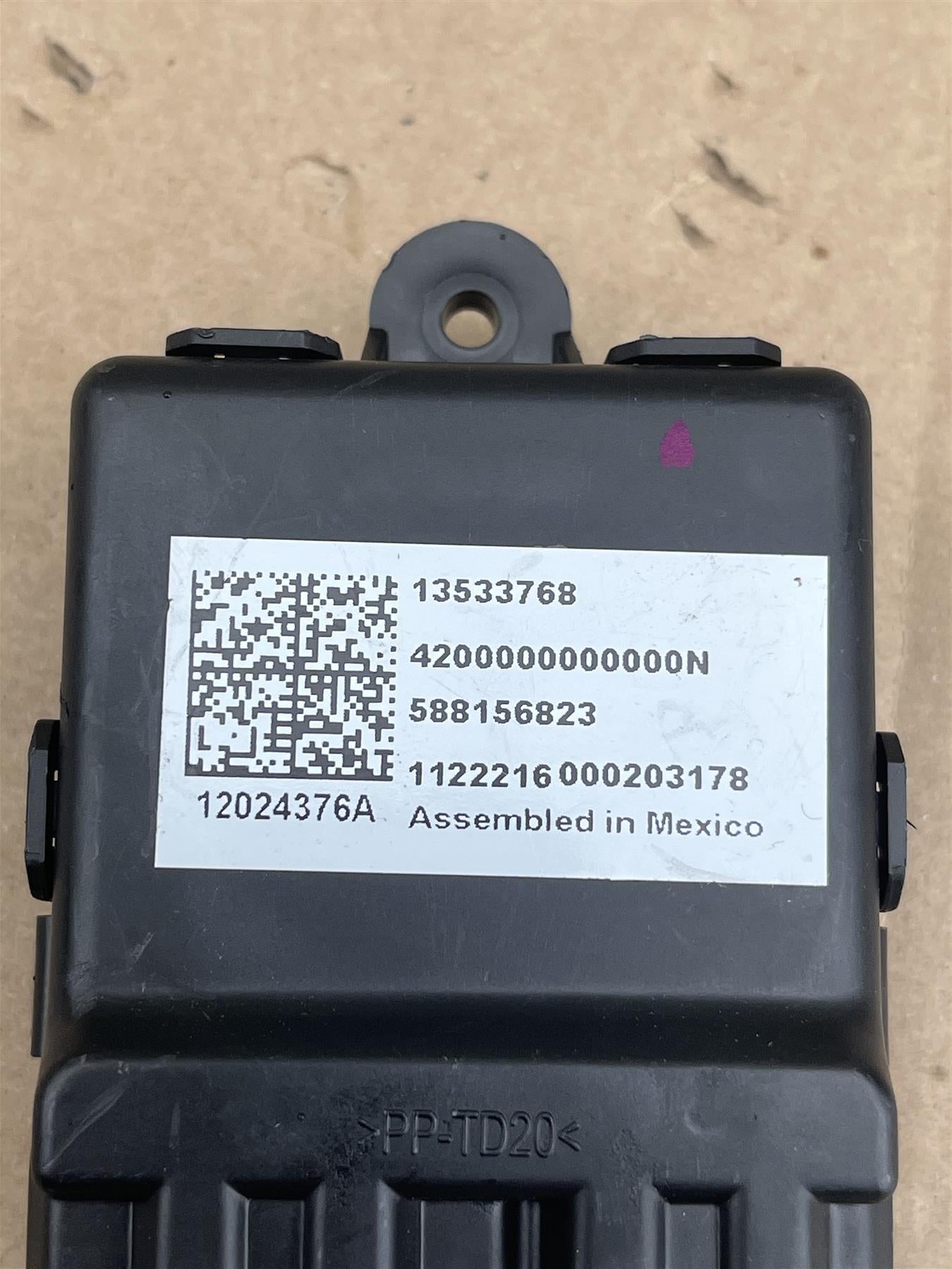 OEM GM 13533768 Front Seat Heater Vent Control Module