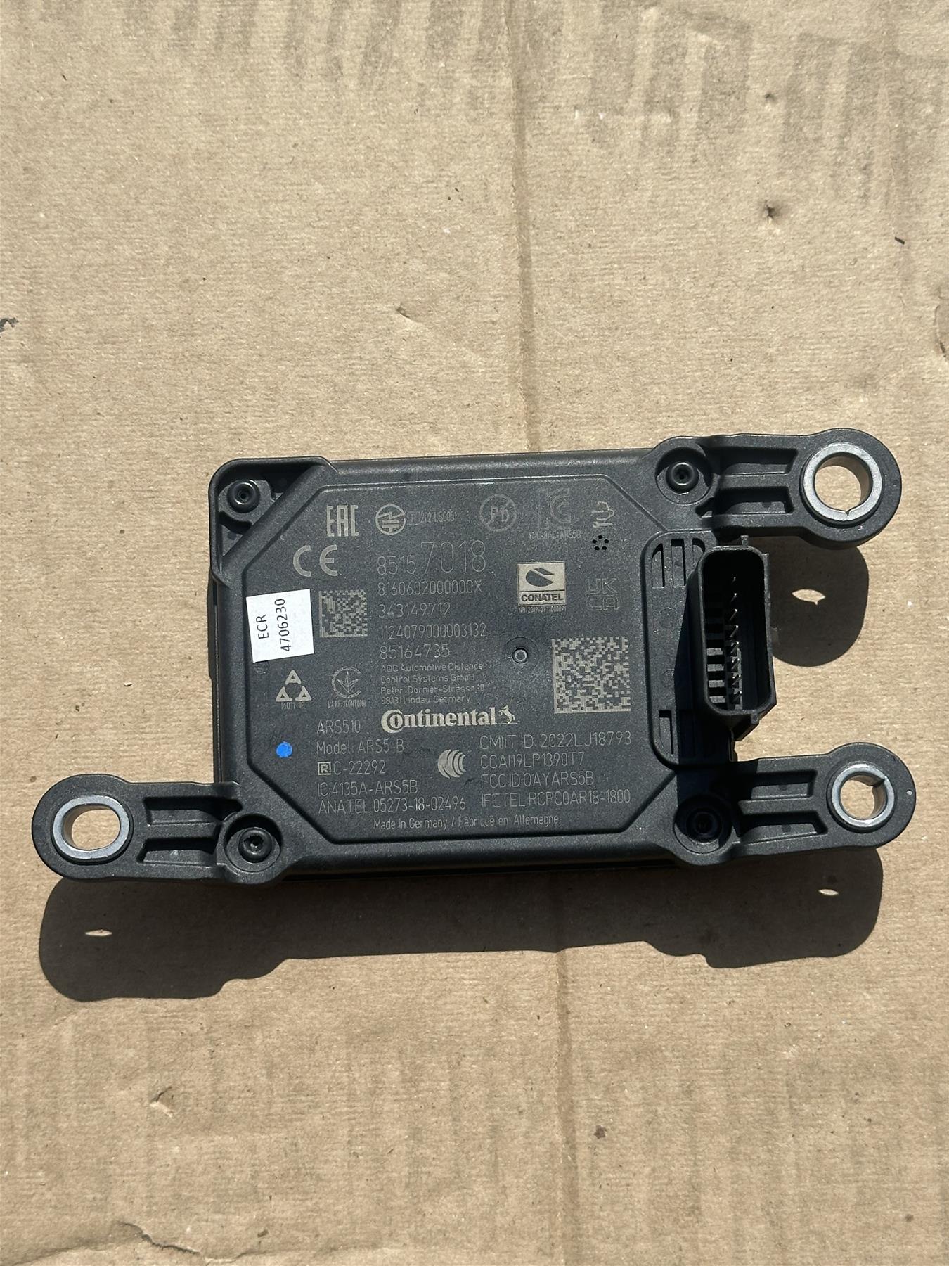 GM OEM Forward Range Radar Sensor 85157018 Escalade Tahoe Yukon