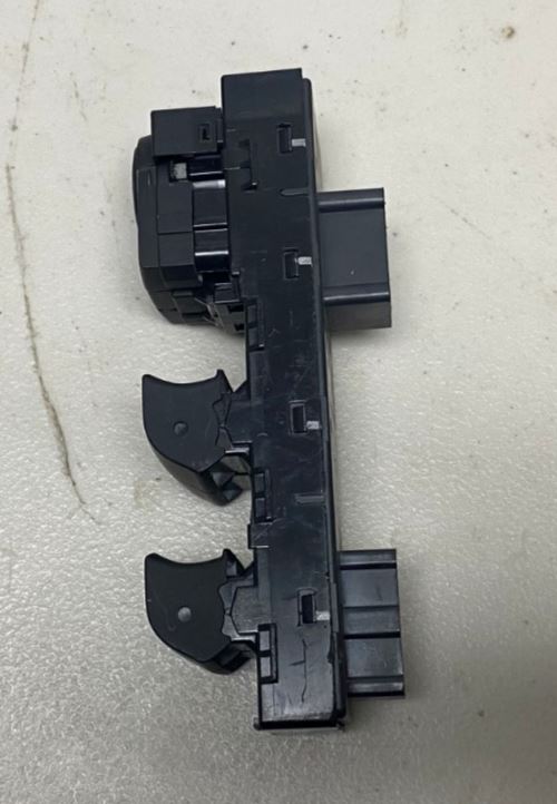 OEM |  Door Window Switch fits in 2025 Enclave GM 85543879
