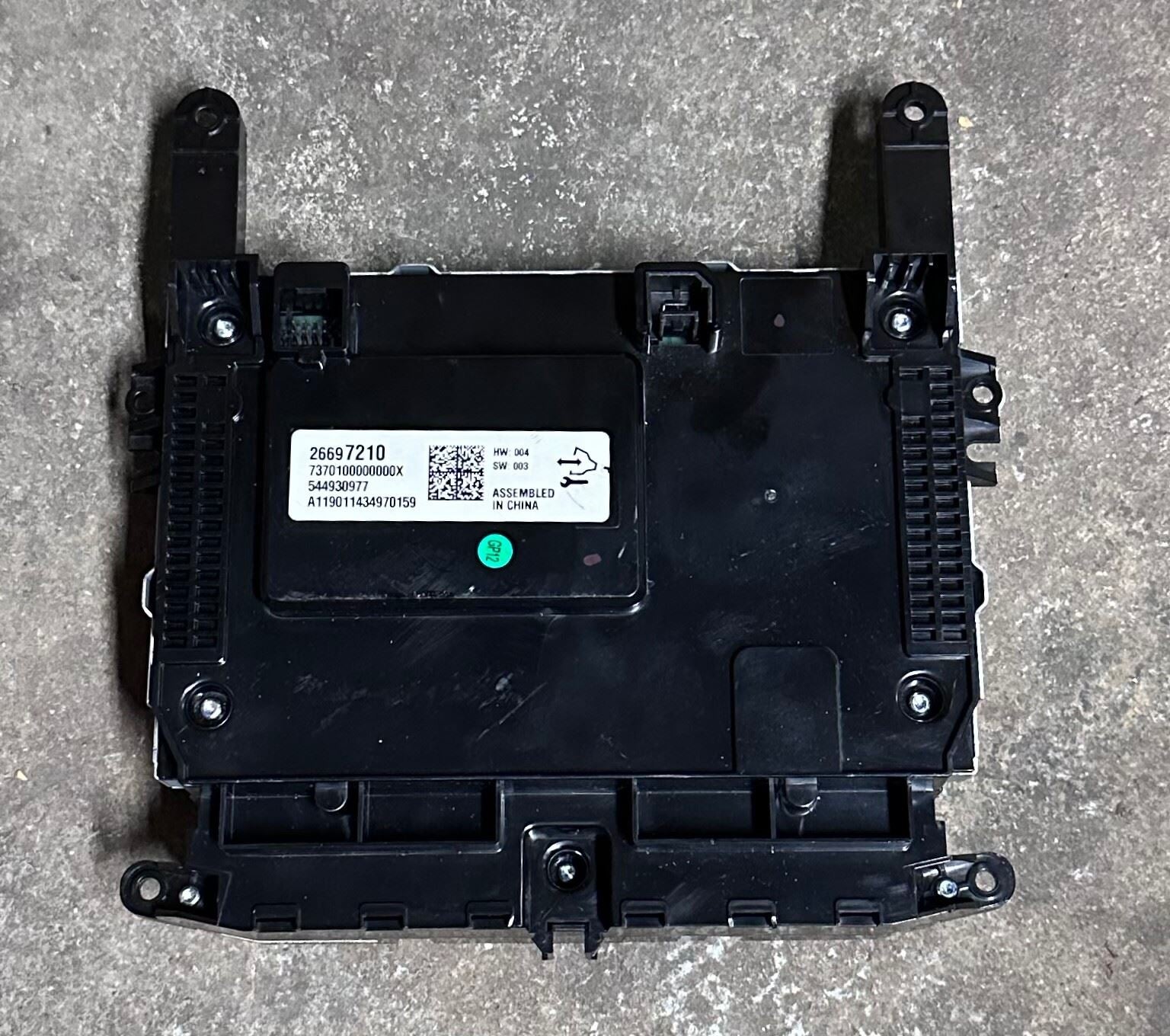 OEM | Radio Infotainment Assembly fits 2014 - 2017 Buick Regal in Cocoa 26697210