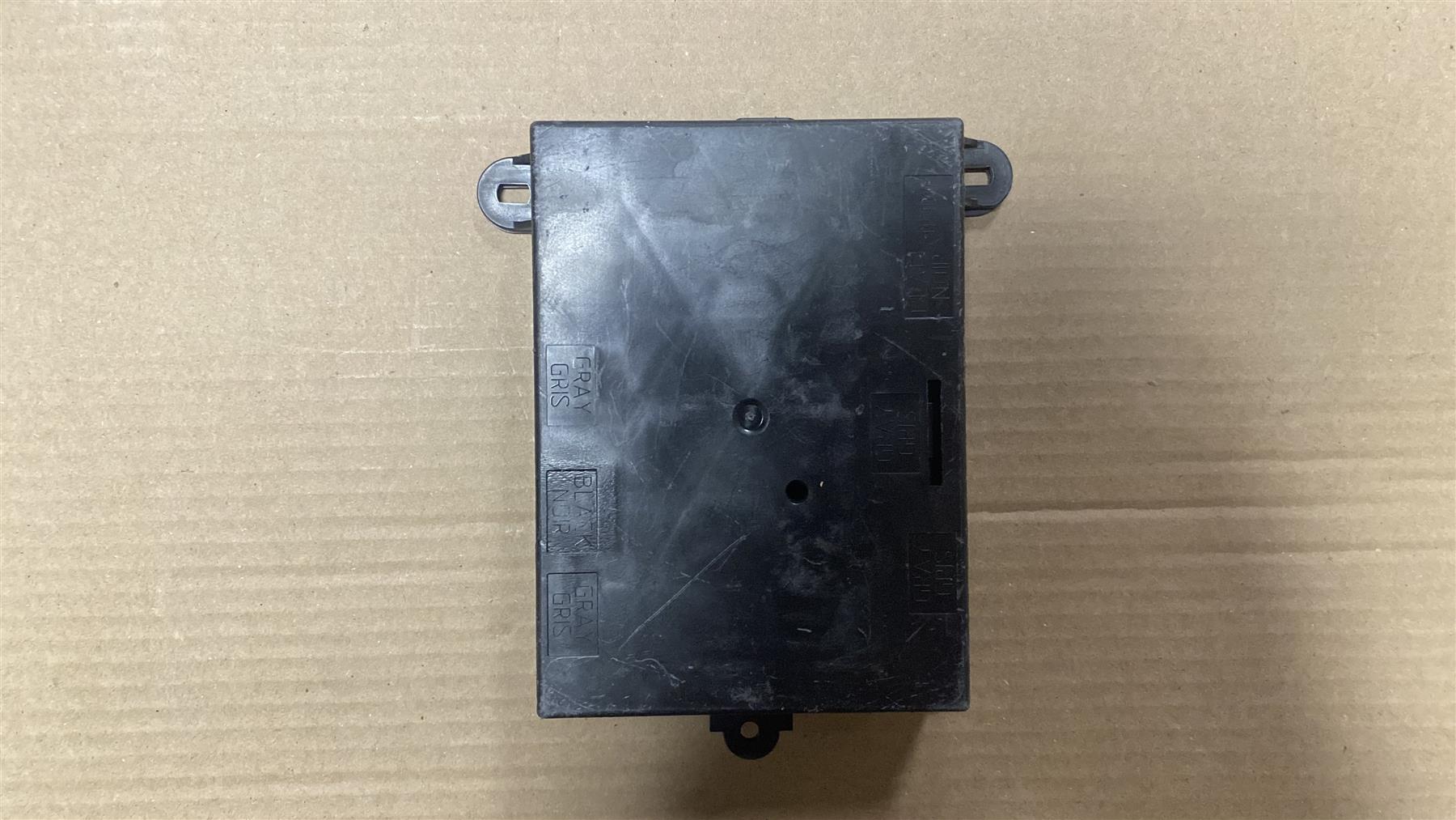 GM Front Seat Memory Control Module 23338340 Chevrolet Blazer