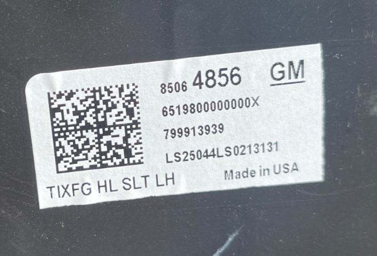 GM Front Headlamp Assembly 85064856 Driver Side - 1 brkn tab - NOS