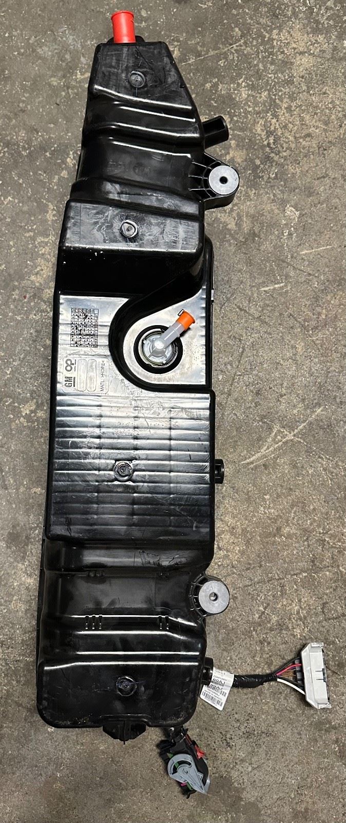 Genuine GM 86784913 Emission Reduction Fluid Tank DEF Reservoir 3.0L Diesel
