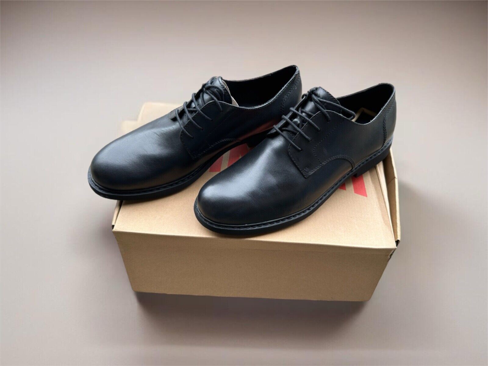 New Classic Black Men's Shoe US 10.5 Neuman by Camper