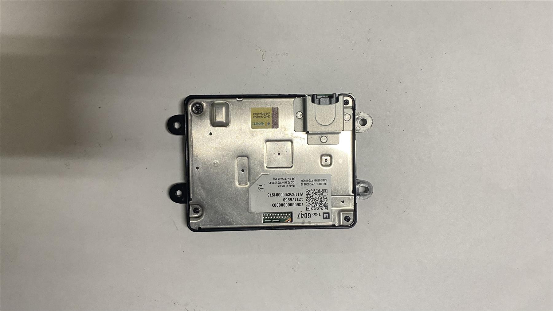 Genuine GM Wireless Charging Module 13536047 Sierra Silverado CT4 CT5 2021-2023