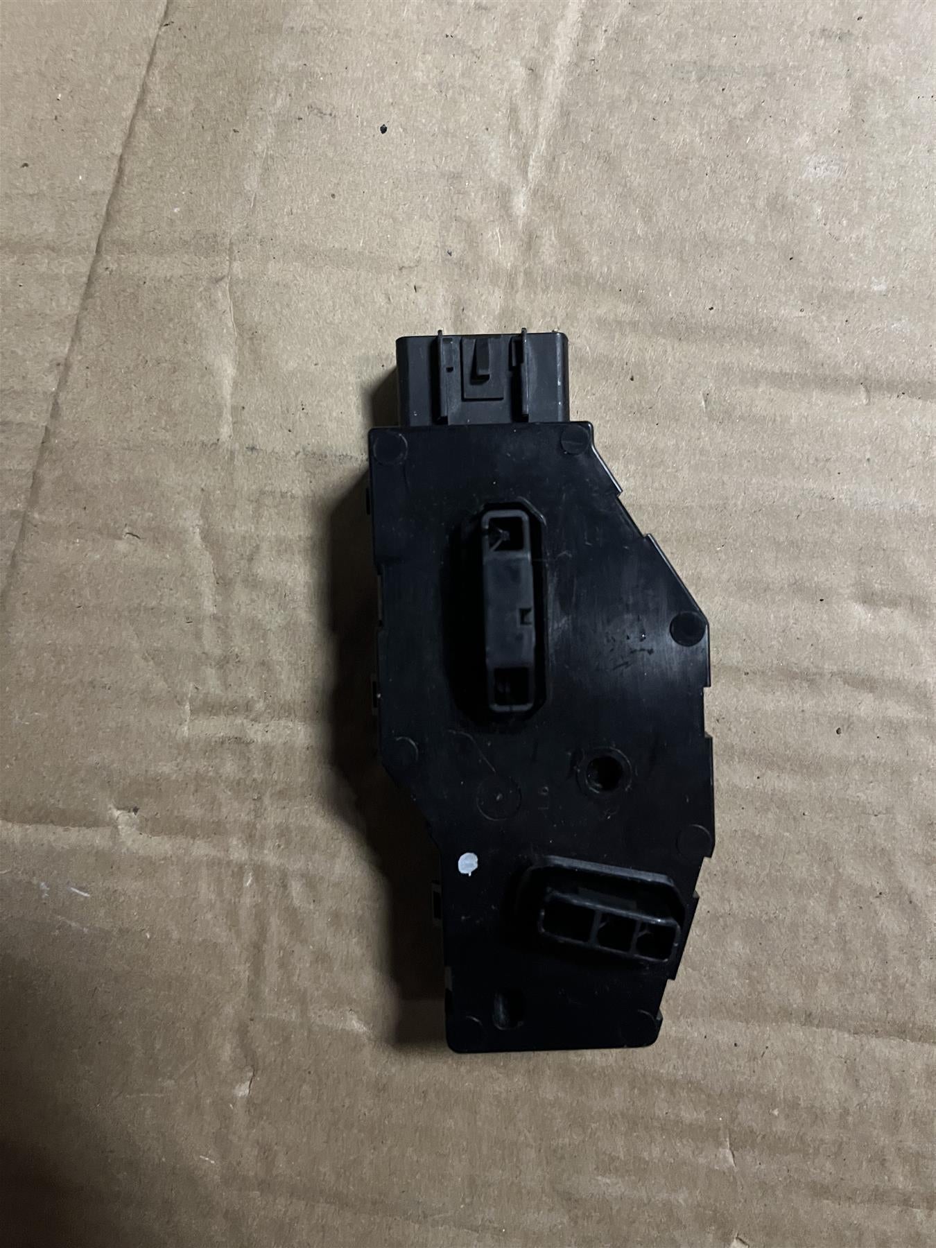 Genuine GM 84689839 Remote Control Door Lock Receiver