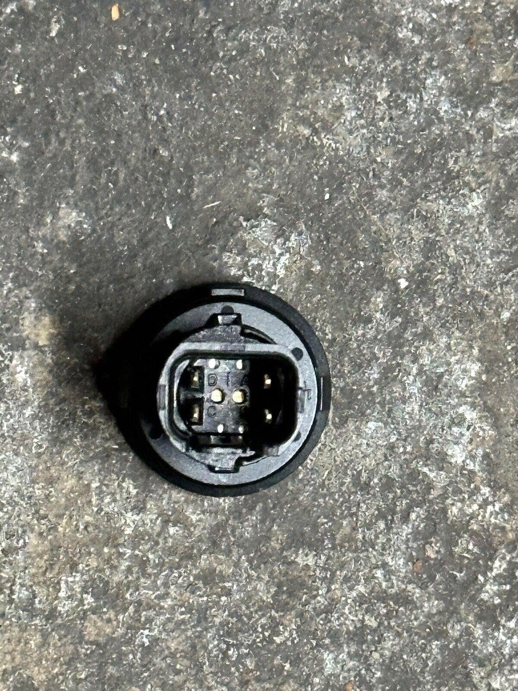 2005-2011 Chevrolet C6 Corvette Genuine GM Traction Control Switch 15148444