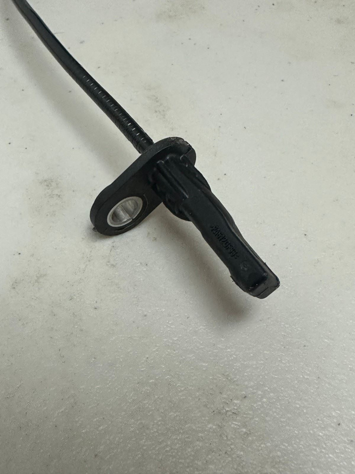 Genuine GM Rear Wheel Speed Sensor Assembly 42841240