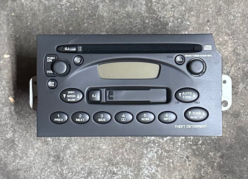 OEM | Radio CD Cassette Player fits 2000 - 2005 Saturn Products 22684453