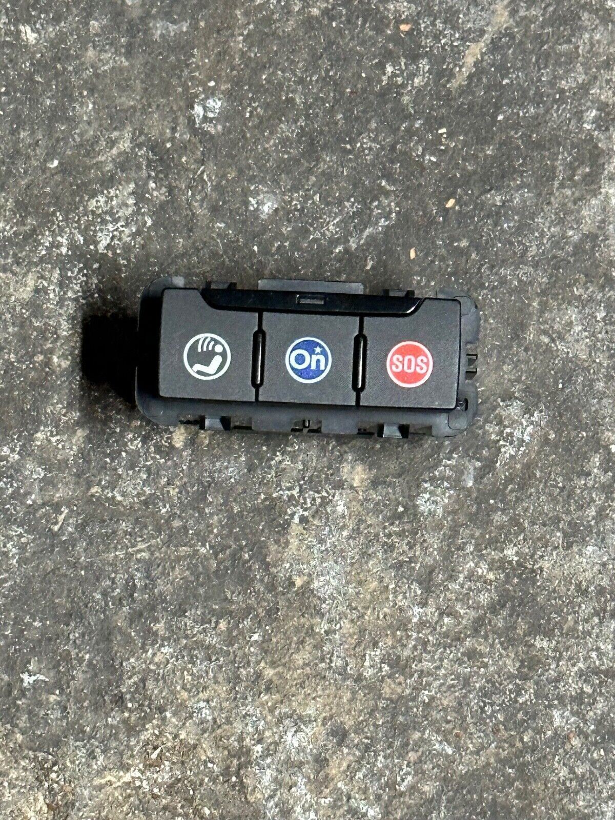New OEM GM 2016-2023 Jet Black Button for Hands Free Calling 13440111