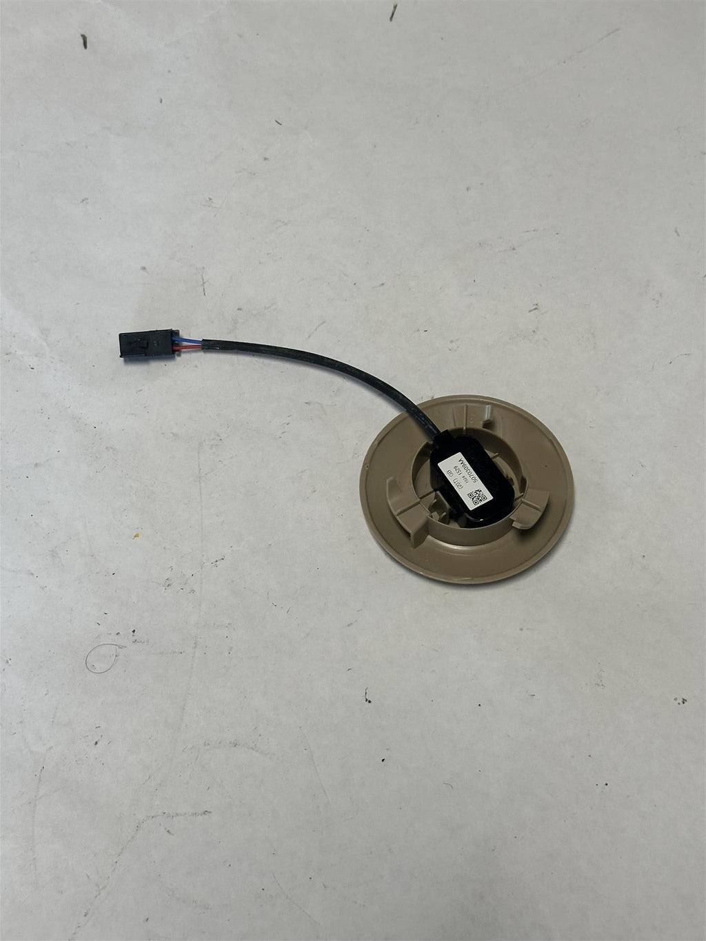 Genuine OEM GM 25932002 Overhead Microphone Cap Trim - Fits 14-16 Chevrolet Impala
