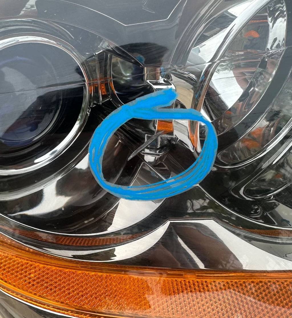 OEM Chevy Equinox Headlight Assembly Right Passenger Side 22783445