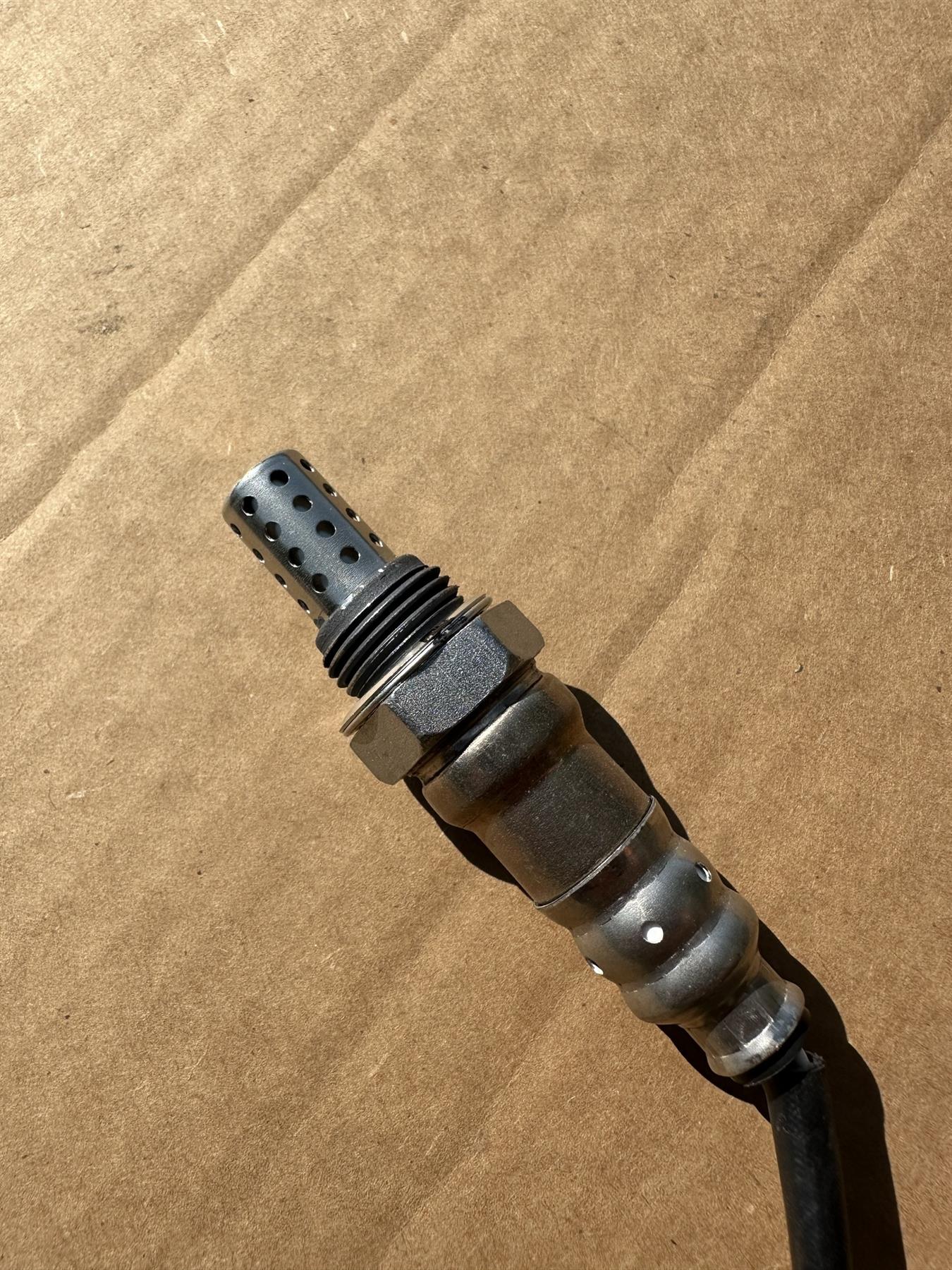 17202002K Oxygen Sensor Direct Replacement O2 Sensor