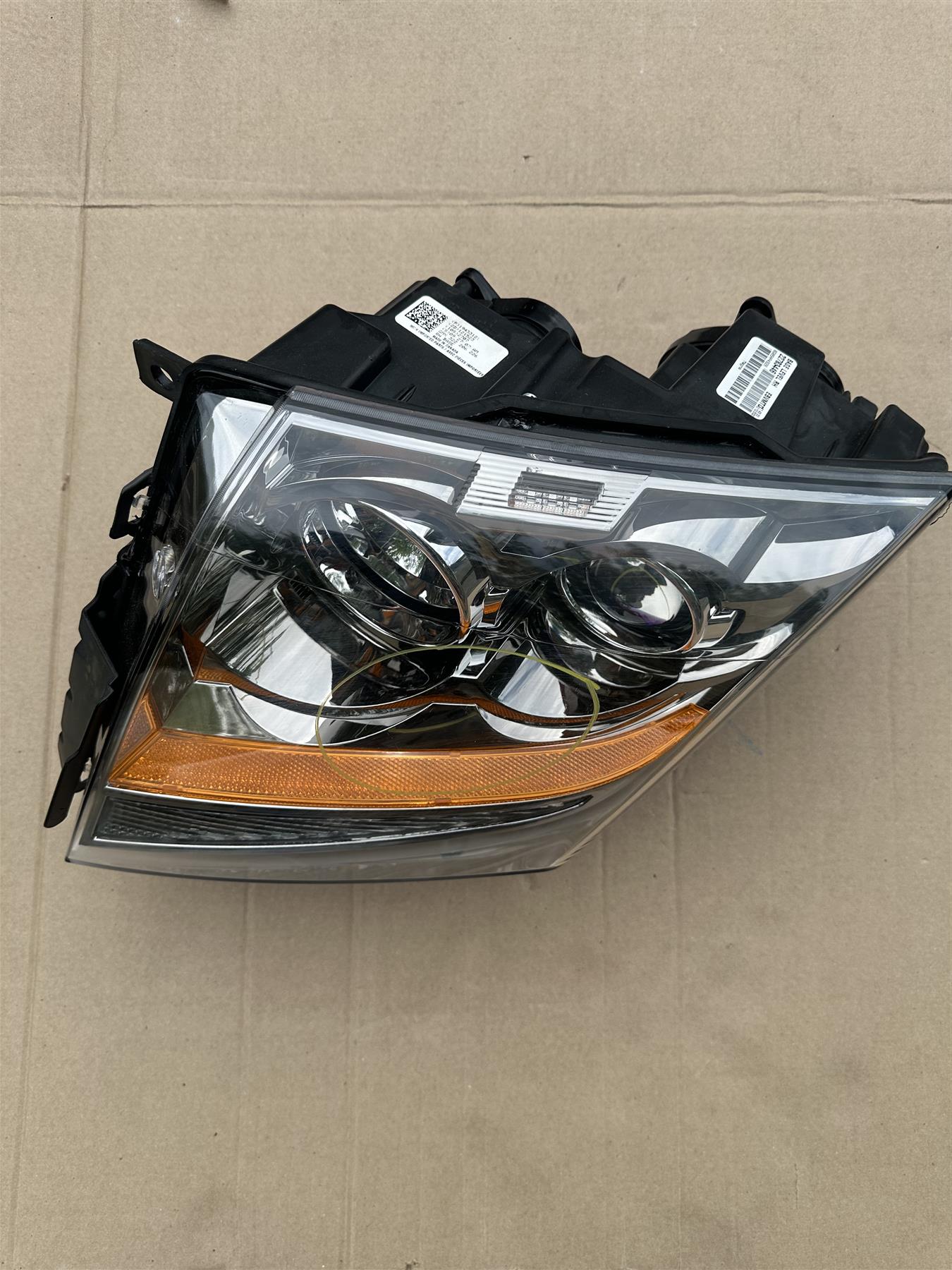 OEM General Motors Headlight 84501004 Genuine GM Front Lamp