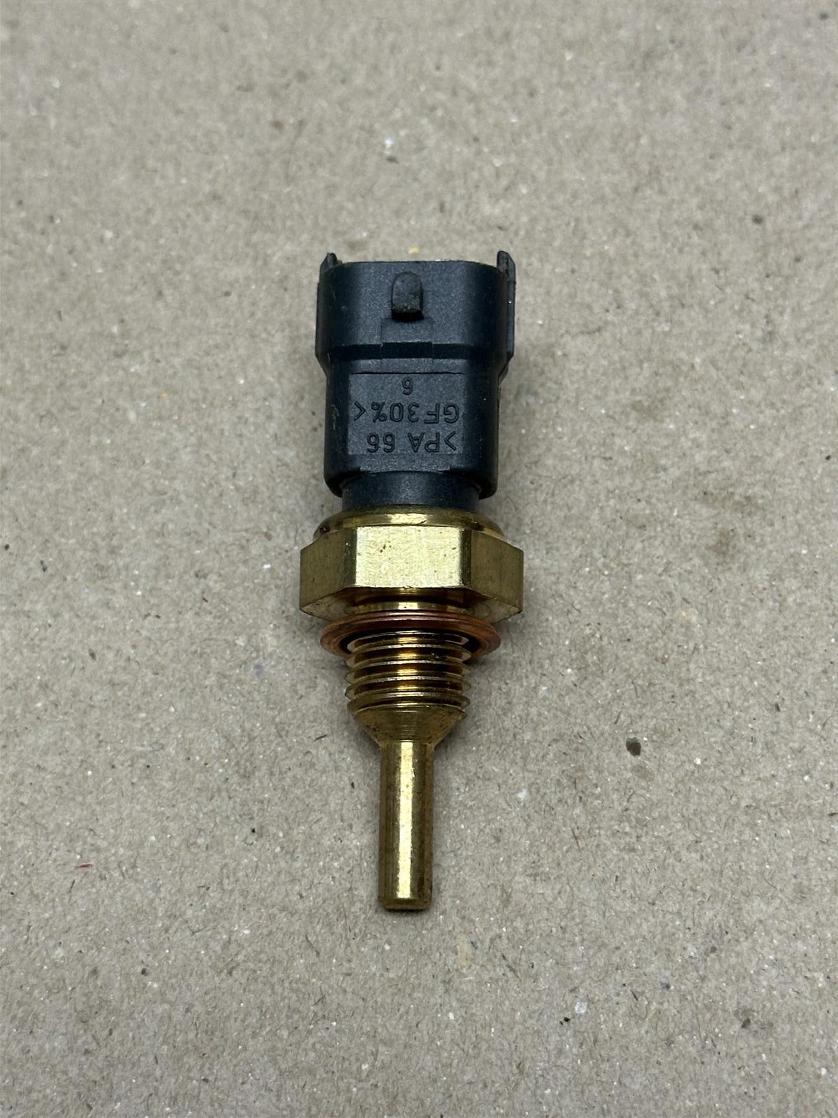 OEM GM Temperature Sensor 15393755 Genuine Factory Thermal Sending Unit Part