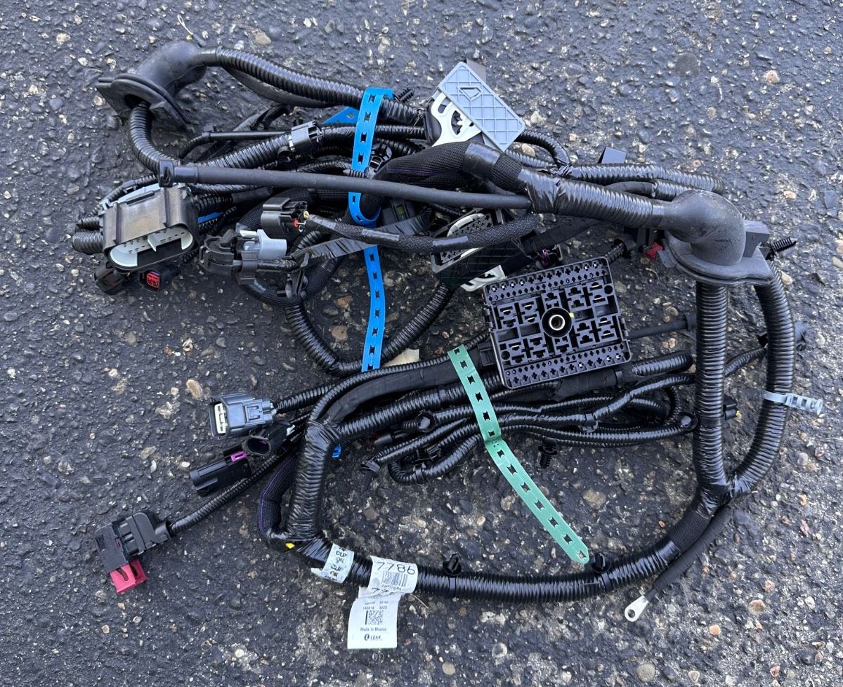 OEM | Headlight Wiring Harness fits 2013 Cadillac XTS 22937786