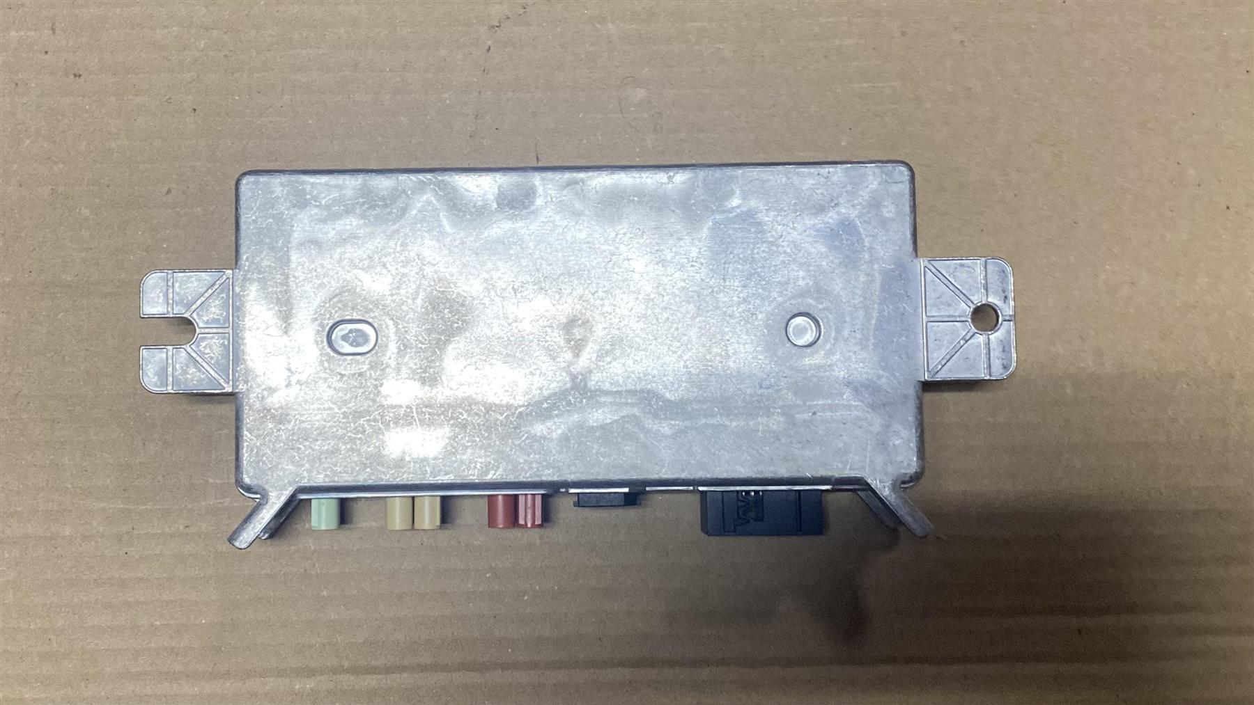 GM Video Processing Module 87816606 Cadillac Escalade Silverado