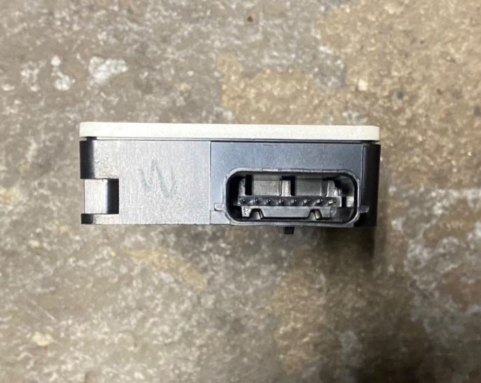 OEM | Side Object Sensing Alert Module Fits 2014 Cruze GM 84430633
