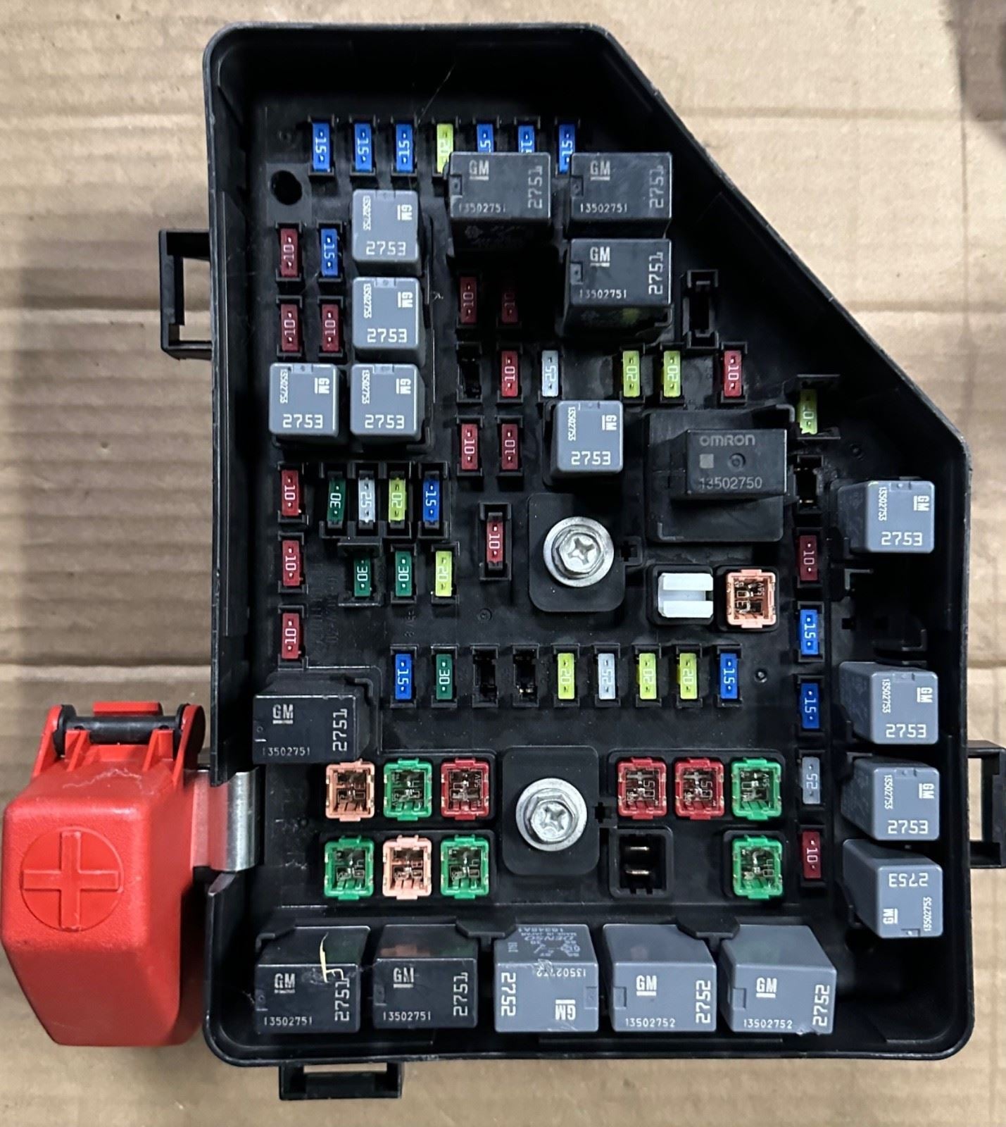 OEM | Fuse Relay Box 2013-2014 Acadia GM 22933344