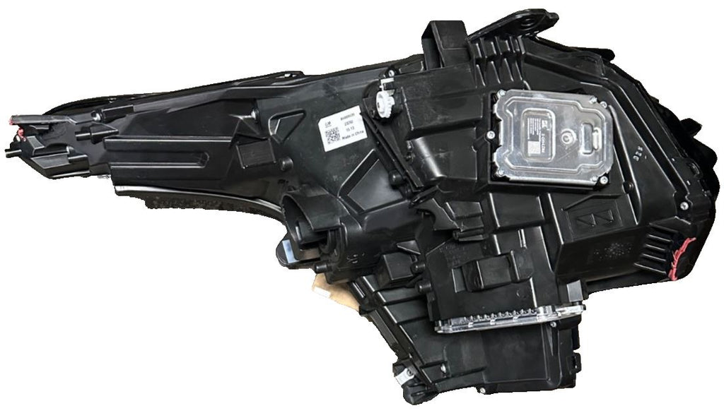 OEM | Head Light Driver Side Fits 2018-2019 XTS GM 84469439