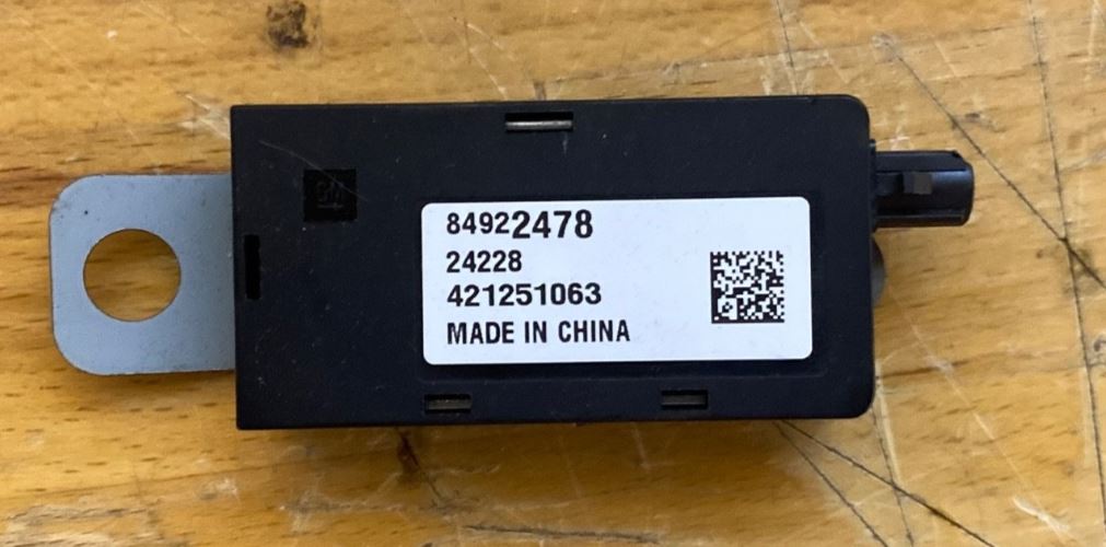 OEM | Radio Antenna Amplifier fits 2019-2025 GM 84922478