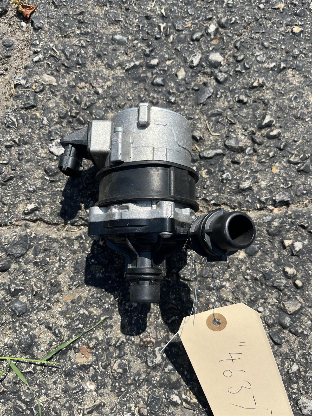 GM OEM 84834637 Auxiliary Water Pump Coolant Pump New Other