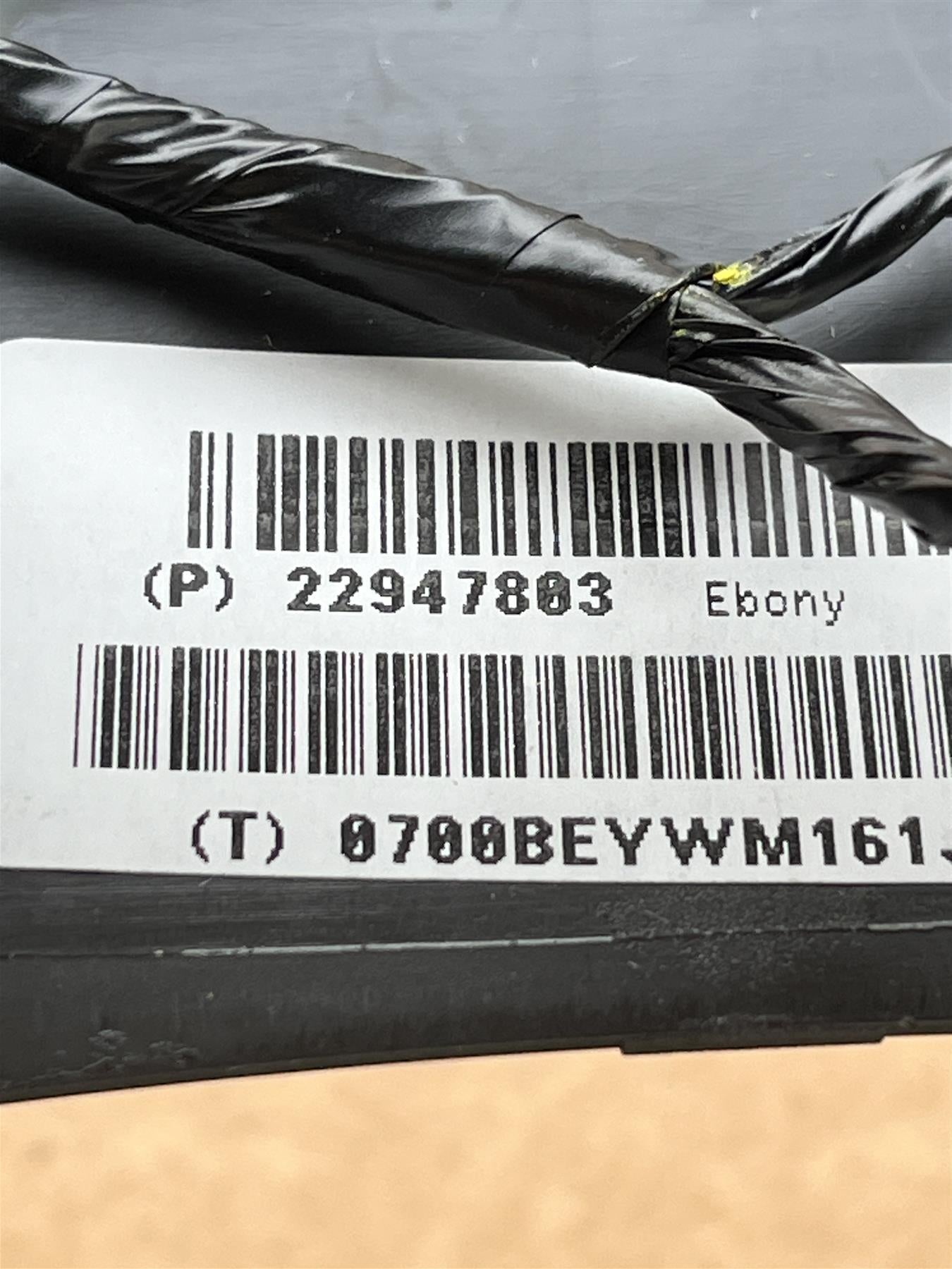 GM 22947803 Ebony Steering Wheel for 2007-2014 Silverado Sierra