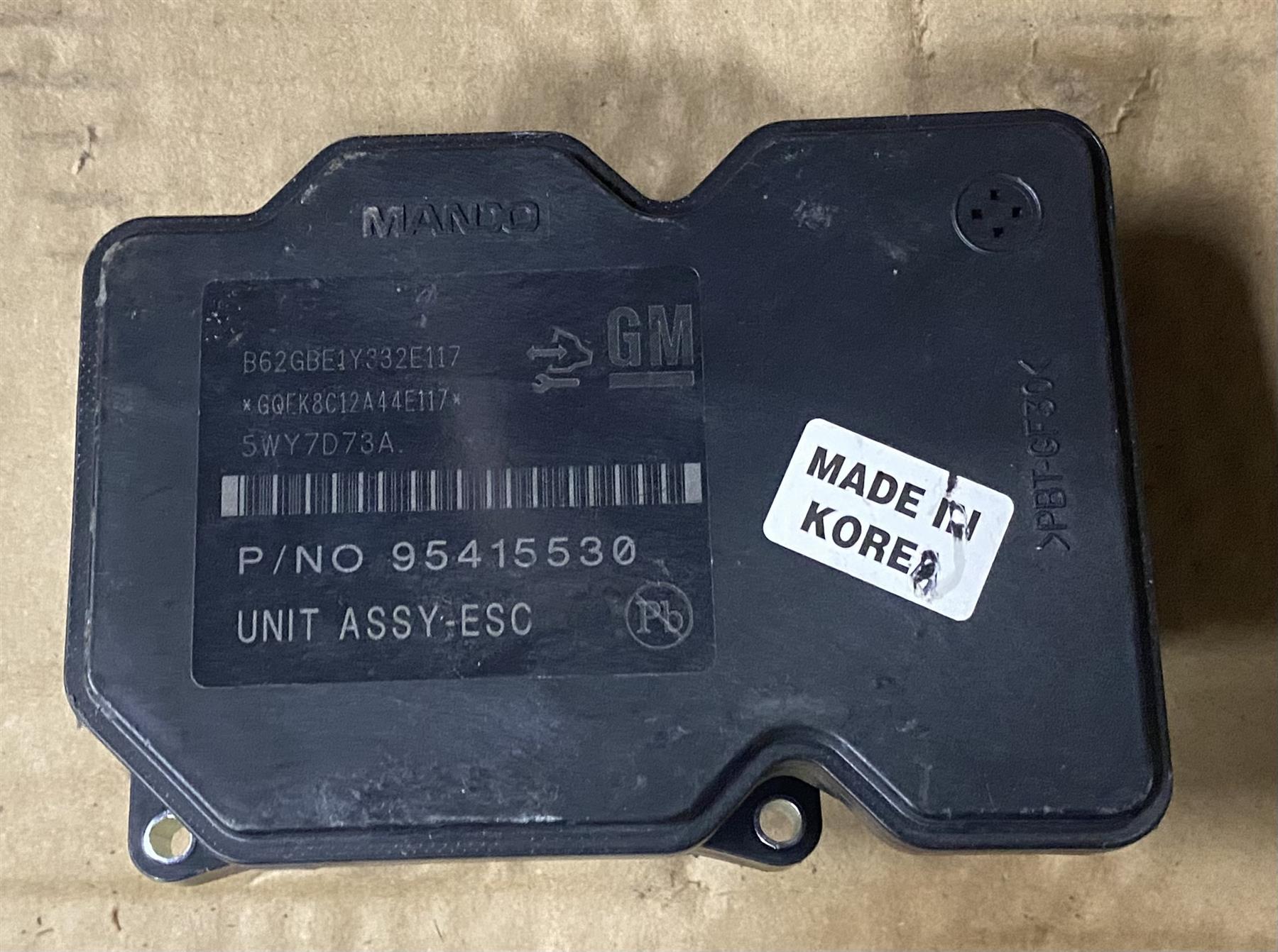 Genuine GM 95415530 Fuel Pump Power Control Module