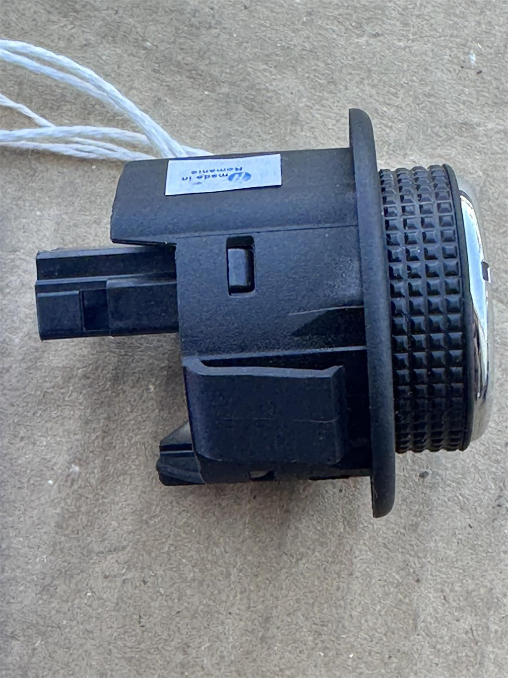 Genuine GM 84389158 Liftgate Release Switch Black OEM