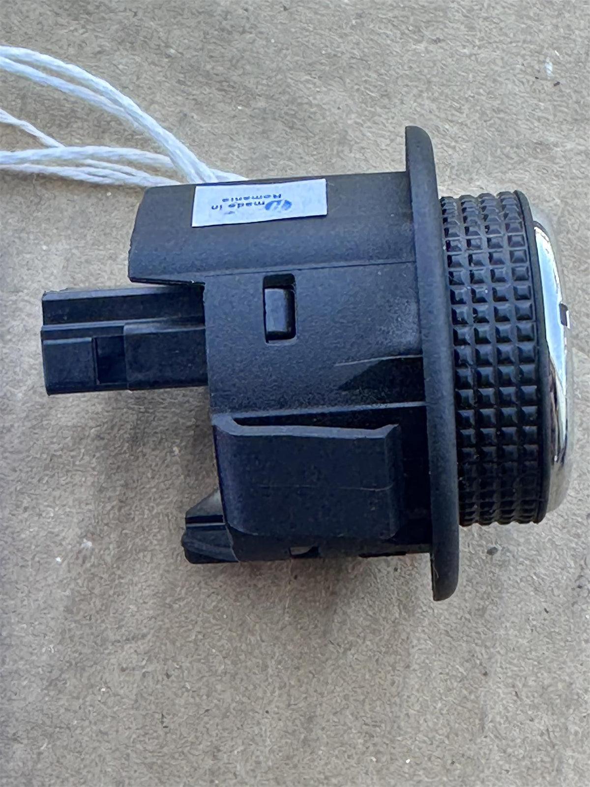Genuine GM 84389158 Liftgate Release Switch Black OEM