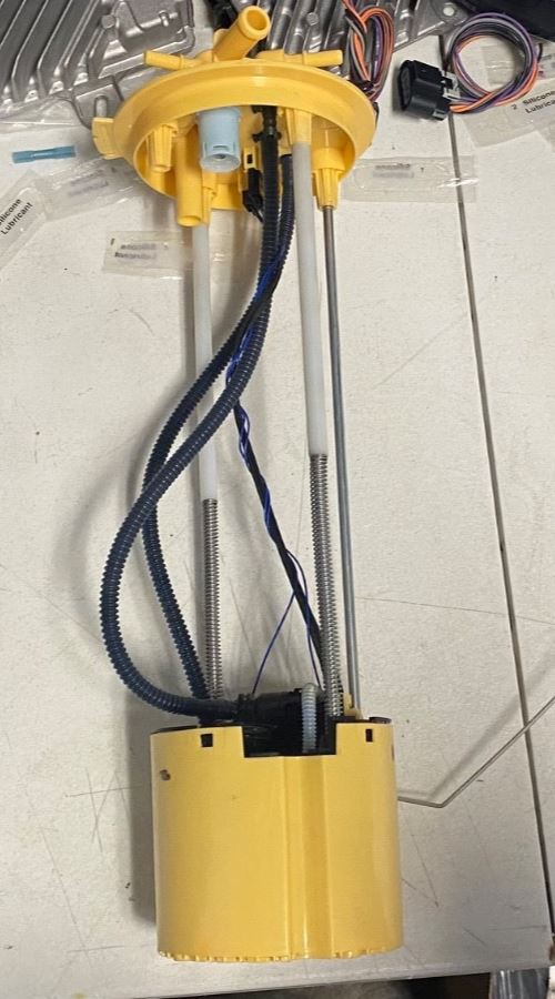 OEM |  Fuel Pump fits 2017-2019 Silverado Sierra GM 86801553