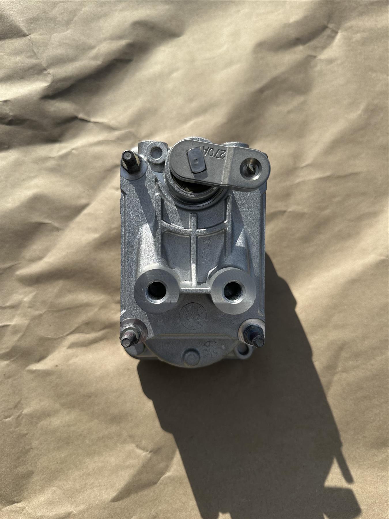 Genuine GM 12683982 Variable Geometry Turbocharger Actuator Assembly L5P Duramax