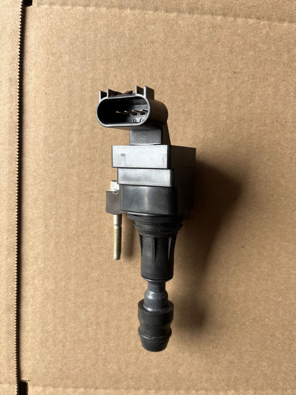 New Genuine GM ACDelco Ignition Coil D522C 12638824 Chevy Equinox Malibu Terrain