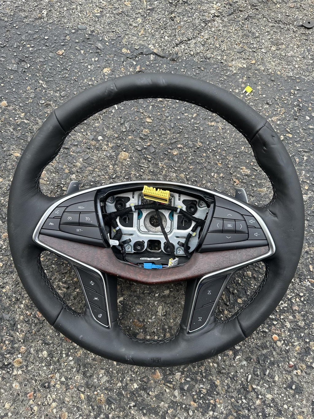 GM 85108339 Sapele Heated Steering Wheel for Cadillac XT5 2023