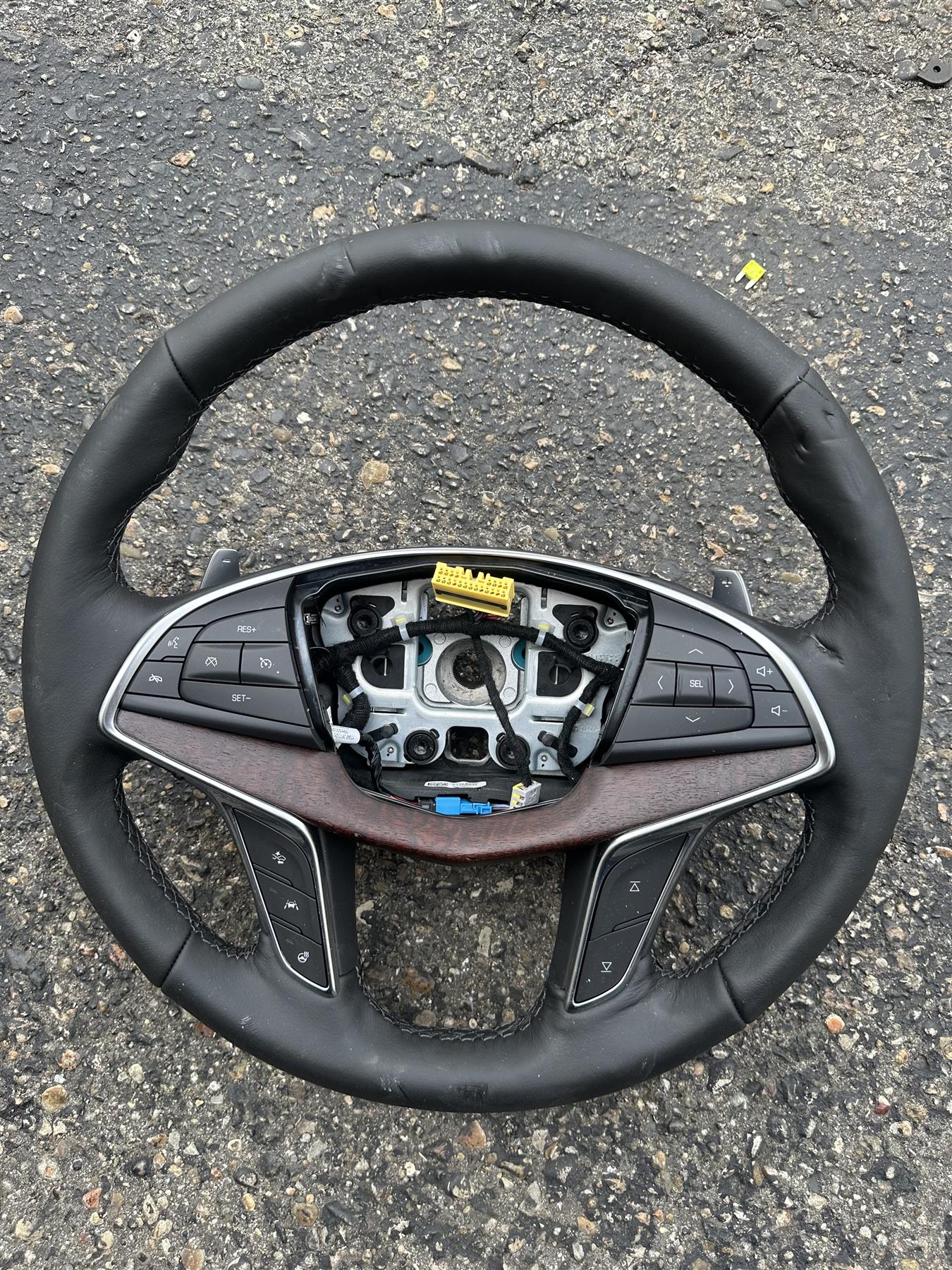 GM 85108339 Sapele Heated Steering Wheel for Cadillac XT5 2023