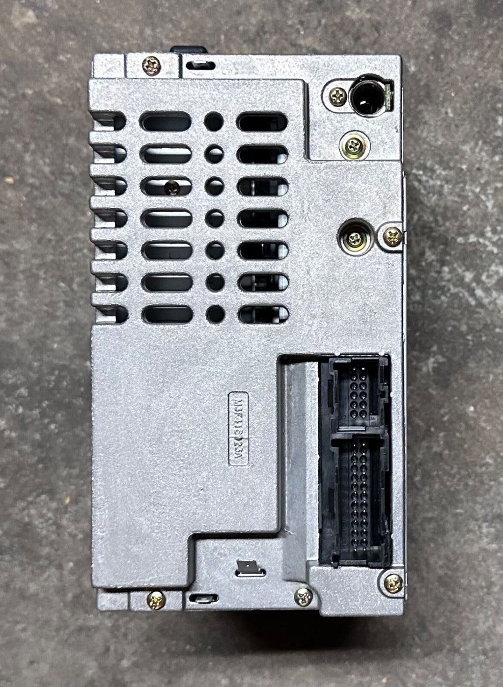 OEM | Radio CD Cassette Player fits 2000 - 2005 Saturn Products 22684453