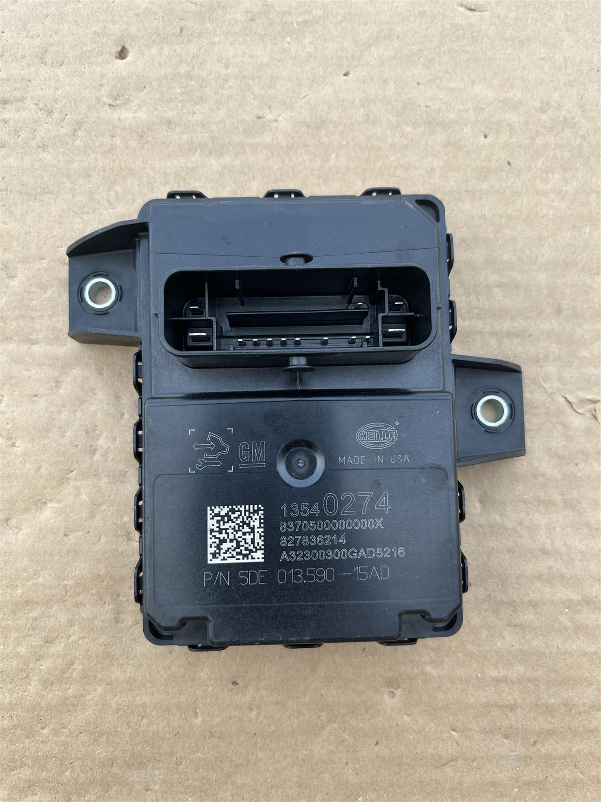 Genuine GM 13564465 Trailer Lamp Control Module Replaces 13540274