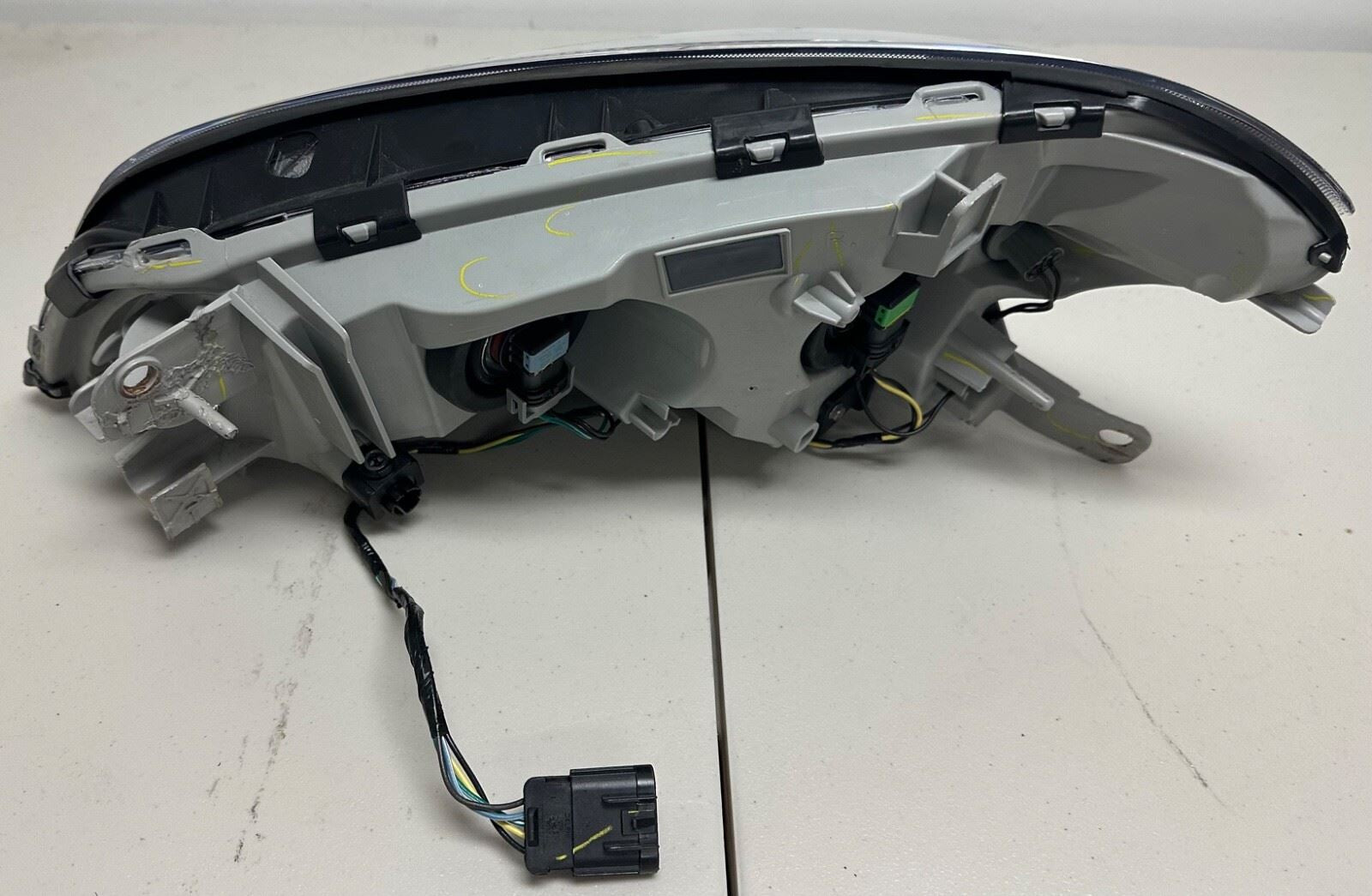 Headlight OEM 2008 to 2012 Chevrolet Malibu Right Passenger Rh Side