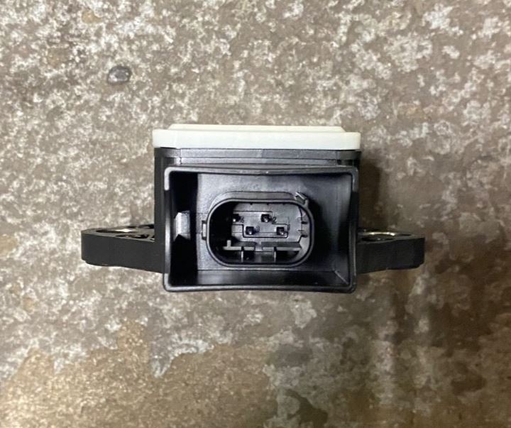 OEM | Yaw Sensor fits in 2009-2013 Corvette GM 25930324