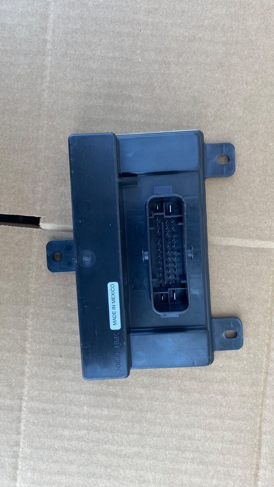 OEM | Control Module General Motors 2022-2024 Silverado and Sierra 84551462