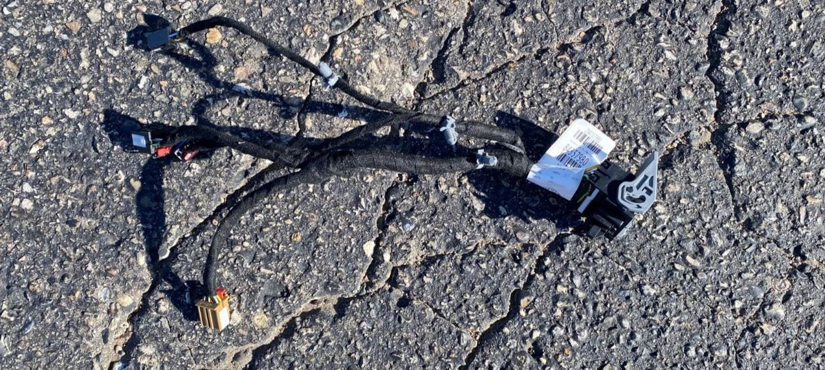 OEM | Harness Assembly Side Door Fits 2014-2019 Sierra GM 84357980