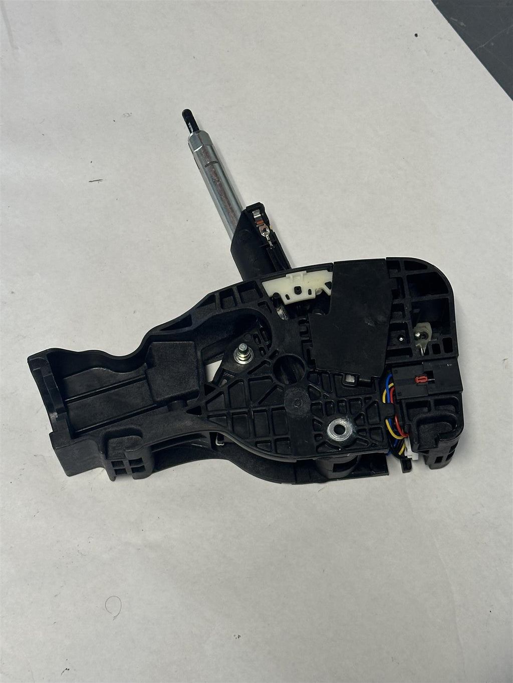 GM Transmission Gear Shifter Assembly 13534318 2018 Chevy Traverse OEM